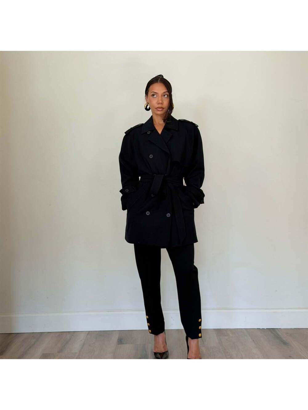 Escada - Picture 6 of 9